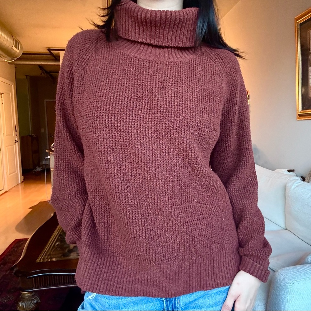 Old Navy Turtleneck Sweater Brown Size Medium